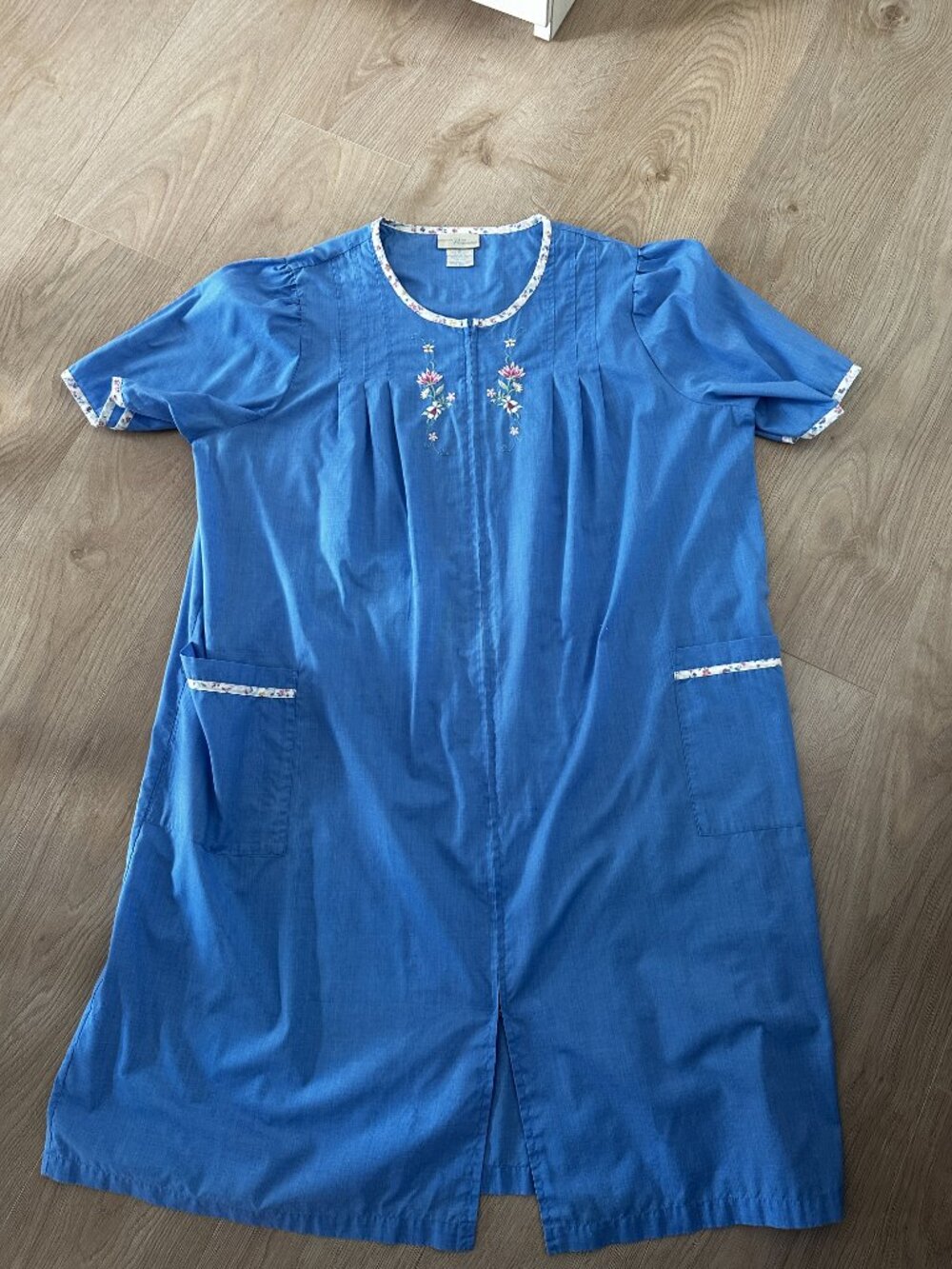 Women's Vintage Embroidered Retro House/Porch Dress sz XL - Royal Blue - Picture 2 of 11